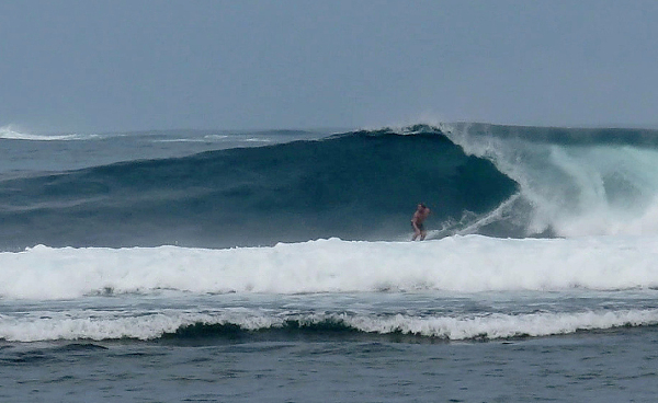 Jimmys Right surf break Sumatra